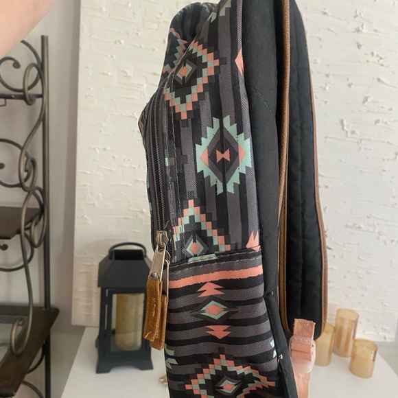 Aztec Backpack - Picture 2 of 4